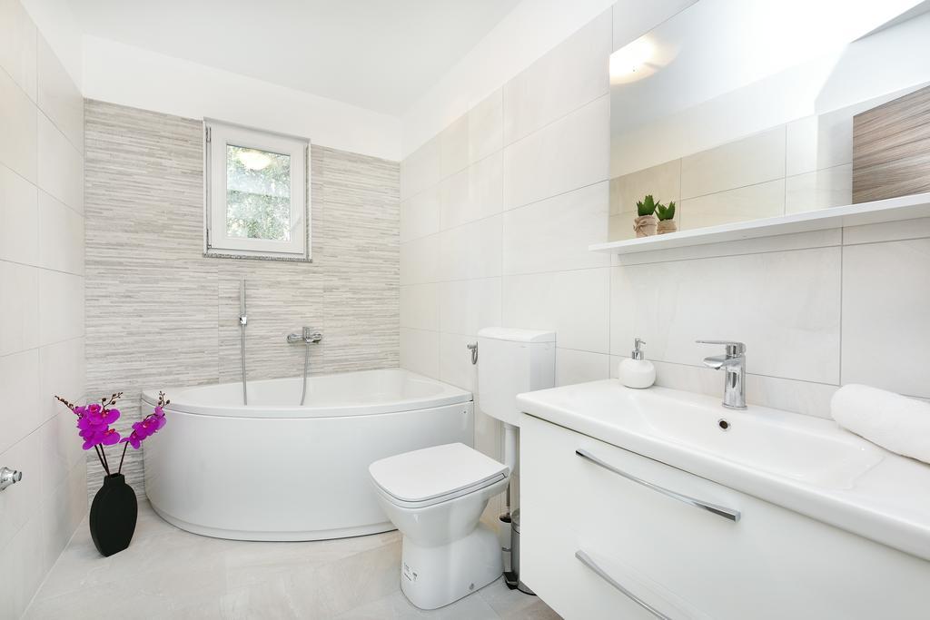 Apartman Kresan ซูโกชัน ภายนอก รูปภาพ